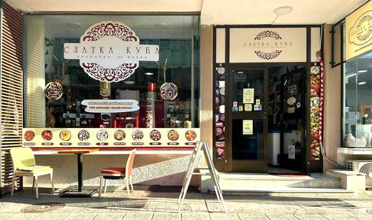 Slatka-Kuća-Oki-Petrovac-spoljni-izgled.